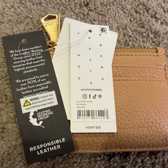 Aimee Kestenberg AIMEE “Alia” Genuine Leather Slim ID Wallet (NWT) in Macadamia - Picture 3 of 9